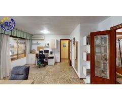 VIVIENDA DE TRES CORMITORIOS CON GARAJE EN ZONA HOSPITAL PROVINCIAL-PASEO RIBALTA EN CASTELLON