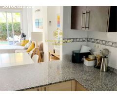 Apartamento en Alquiler en Denia, Alicante
