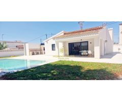 Chalet en Venta en Denia, Alicante