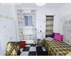 ¡Gran oportunidad! Vivienda en venta en el corazón de Cádiz