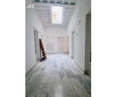 Vivienda con encanto en el corazón del casco histórico de Cádiz