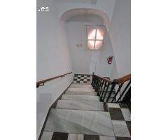 PISO DE DOS HABITACIONES EN PLAZA DE LA CATEDRAL
