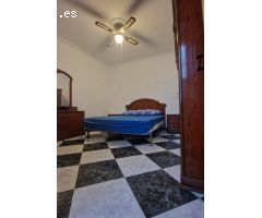 PISO DE DOS HABITACIONES EN PLAZA DE LA CATEDRAL