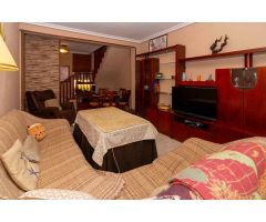 Acogedora Casa en Badajoz, Ideal para Tu Familia