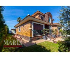 ESPECTACULAR CHALET CON PISCINA EN GOLF GUADIANA!!!!