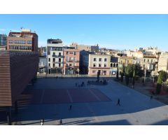 Edificio en Venta en Figueres, Girona