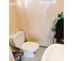 Local comercial en Venta en Figueres, Girona