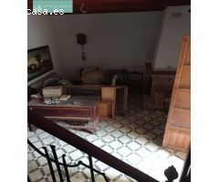 Casa y terreno anexo a la vivienda