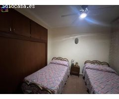 CASA DE PUEBLO ESQUINA EN ARCHENA CERCA MERCDO DE ABASTOS