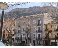 Casa de Pueblo en Venta en Camprodon, Girona