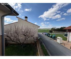 Chalet en Venta en Garínoain, Navarra