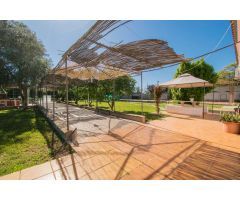 Chalet en Venta en Los Carmonas, Sevilla