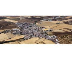 ESTUPENDAS PARCELAS EN ESCACENAS DEL CAMPO