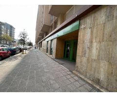 Local comercial en Venta en Sabadell, Barcelona
