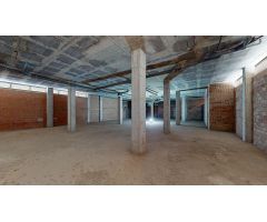 Local comercial en Venta en Palau-Solitá i Plegamans, Barcelona