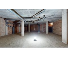 Local comercial en Venta en Palau-Solitá i Plegamans, Barcelona