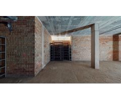 Local comercial en Venta en Palau-Solitá i Plegamans, Barcelona