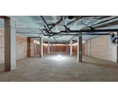 Local comercial en Venta en Palau-Solitá i Plegamans, Barcelona
