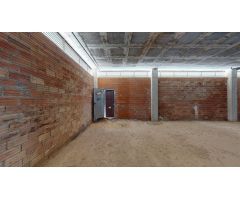 Local comercial en Venta en Palau-Solitá i Plegamans, Barcelona