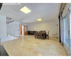 Terraced Houses en Venta en Miramar, Valencia