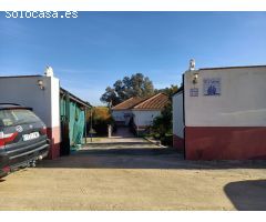MAGNIFICO CORTIJO RUSTICO CON CHALET EN LA PILARICA ( PUEBLA DEL RIO)