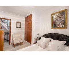 Amplio Triplex en Puerta de Carmona