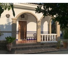 Tu casa ideal te espera en la urbanización más prestigiosa de Hinojos