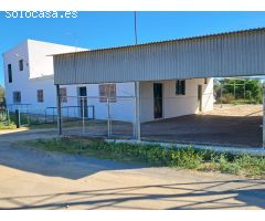 Vivienda y negocio en un solo lugar: descubre esta gran inversión  en Utrera