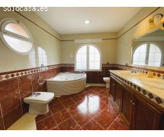 Chalet en Venta en Alhaurín de la Torre, Málaga