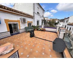 Casa con Potencial de Reforma en Coca de la Piñera (Camas) – Una Oportunidad Inigualable