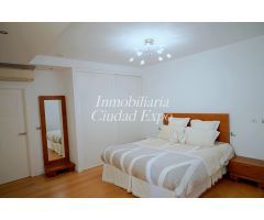 Chalet independiente en venta en espectacular urbanización Olivar Alto