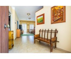 Chalet en Venta en Bormujos, Sevilla