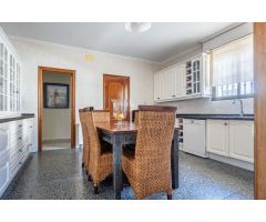 Chalet en Venta en Tomares, Sevilla