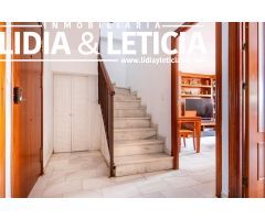 Casa en Alcala de Guadaira con gra patio pegada al centro
