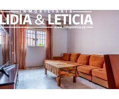 Casa en Alcala de Guadaira con gra patio pegada al centro