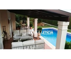 Chalet independiente en Campo Alegre Alcala de Guadaira