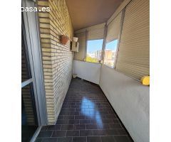 Piso con terraza para reformar