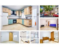 Se Alquila piso bajo en Triana 2 habitaciones, 1 baño sin amueblar con cocina completa y un split.
