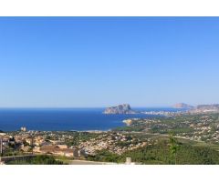 Villa nueva con vistas despejadas al mar y montaña en Benitachell