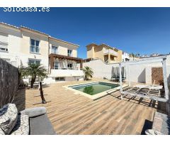 Chalet en Venta en Torrox Costa, Málaga