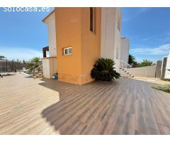 Chalet en Venta en Torrox Costa, Málaga