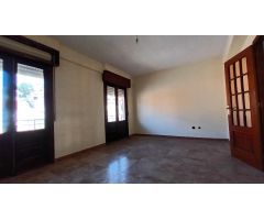 Casa 4 dormitorios en Avenida de Aeropuerto