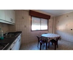 Casa 4 dormitorios en Avenida de Aeropuerto