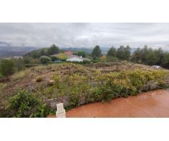 TERRENO SEMIPLANO EN VENTA EN LA URBANIZACIÓN DE RIVER PARK DEL PONT DE VILOMARA.