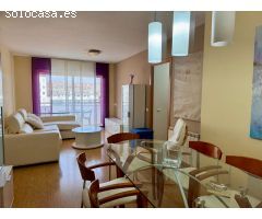 Piso seminuevo en venta en Sagrada Familia con  3 hab. parking incluido, ascensor y balcon