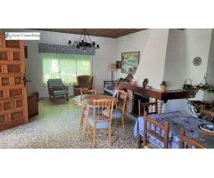Estupendo Chalet en parcela urbana. Aguasol