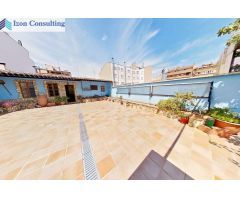 EXCLUSIVO EDIFICIO DE TRES ALTURAS EN ZONA FERIA
