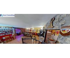 EXCLUSIVO EDIFICIO DE TRES ALTURAS EN ZONA FERIA
