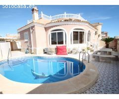 VILLA EN SAN LUIS - TORREVIEJA