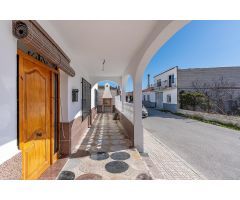 FINCA RUSTICA EN CORTES DE BAZA - GRANADA